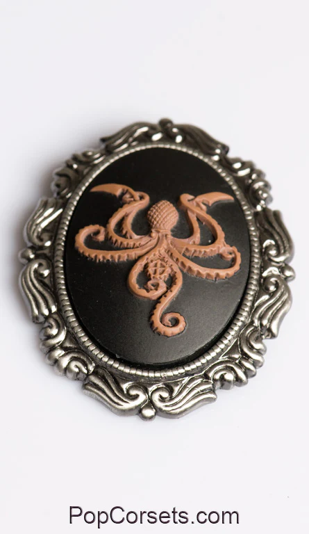 Octopus Cameo Brooch - Image 2