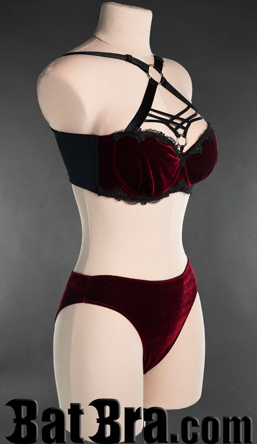 Red Velvet Harness Bra - Image 4