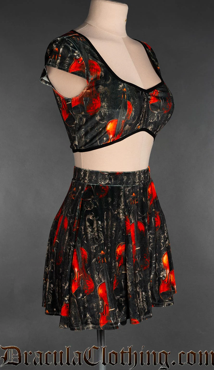 Violins Velvet Crop Top - Image 3